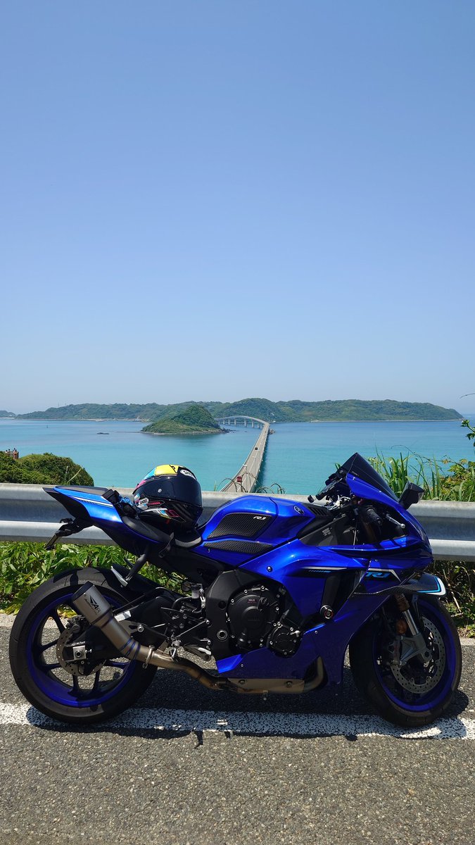 AlteBNBN's tweet photo. 角島ぉぁぁぁぁぁ！！！
景色綺麗すぎ！

#バイクのある生活
#バイク乗りと繋がりたい
#yzfr1 https://t.co/iAIedBu59d