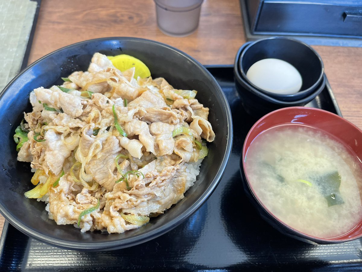 DawnSong's tweet photo. ずっと逢いたかった… https://t.co/lZdgqdqnuu