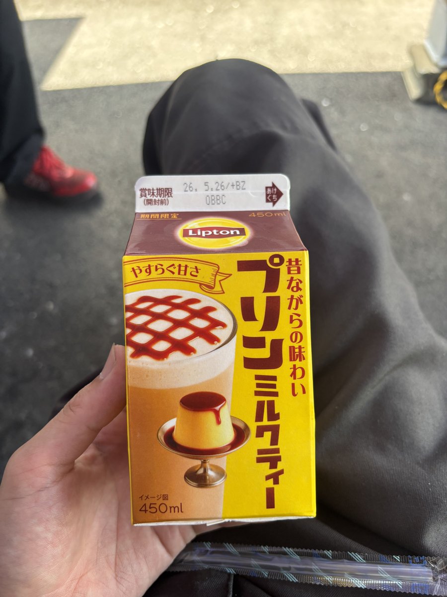 ばたあ tweet media