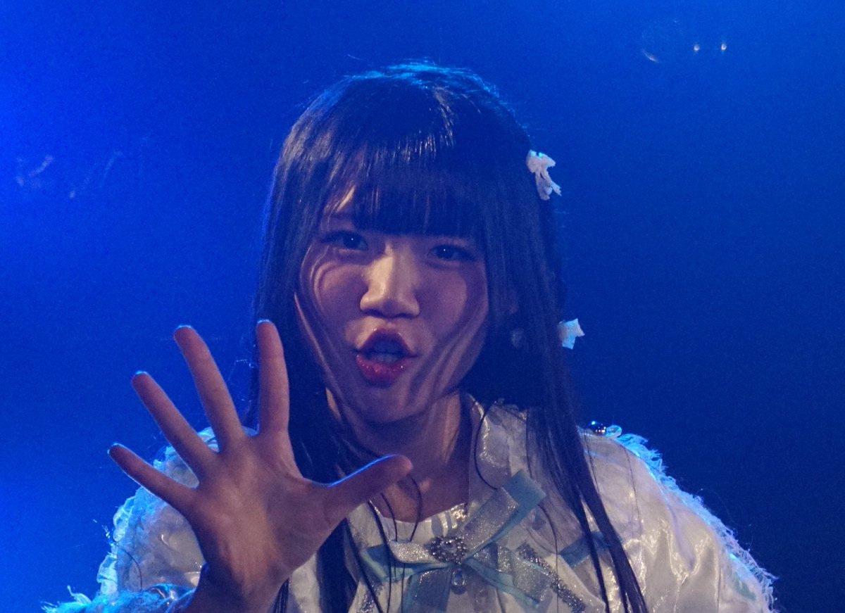 あかくろ。 tweet media