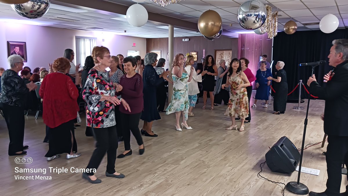 vincentmenza's tweet photo. at the BELLEVILLE  SENIOR CITIZEN PROM tonight, big crown, good food, live music of the 60's,70's,80's from JERSEY SOUND. lots of dancing, and a visit from the newly elected mayor VELEZ....A GOOD TIME WAS HAD BY ALL... https://t.co/1UYfB4nJMB