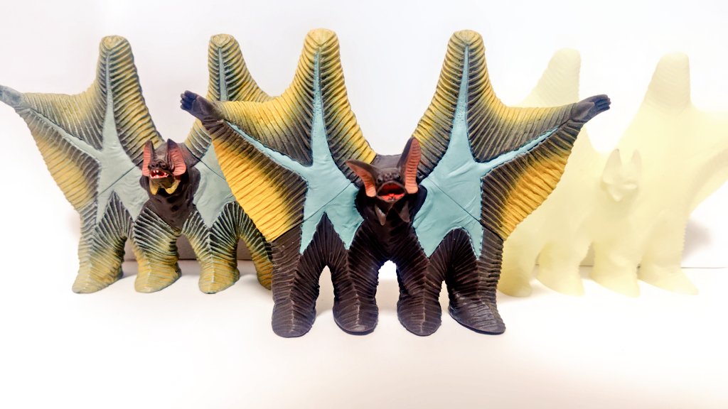 ウルトラ怪獣シリーズより、待望の油獣 #ペスター が発売🤗 横に広い