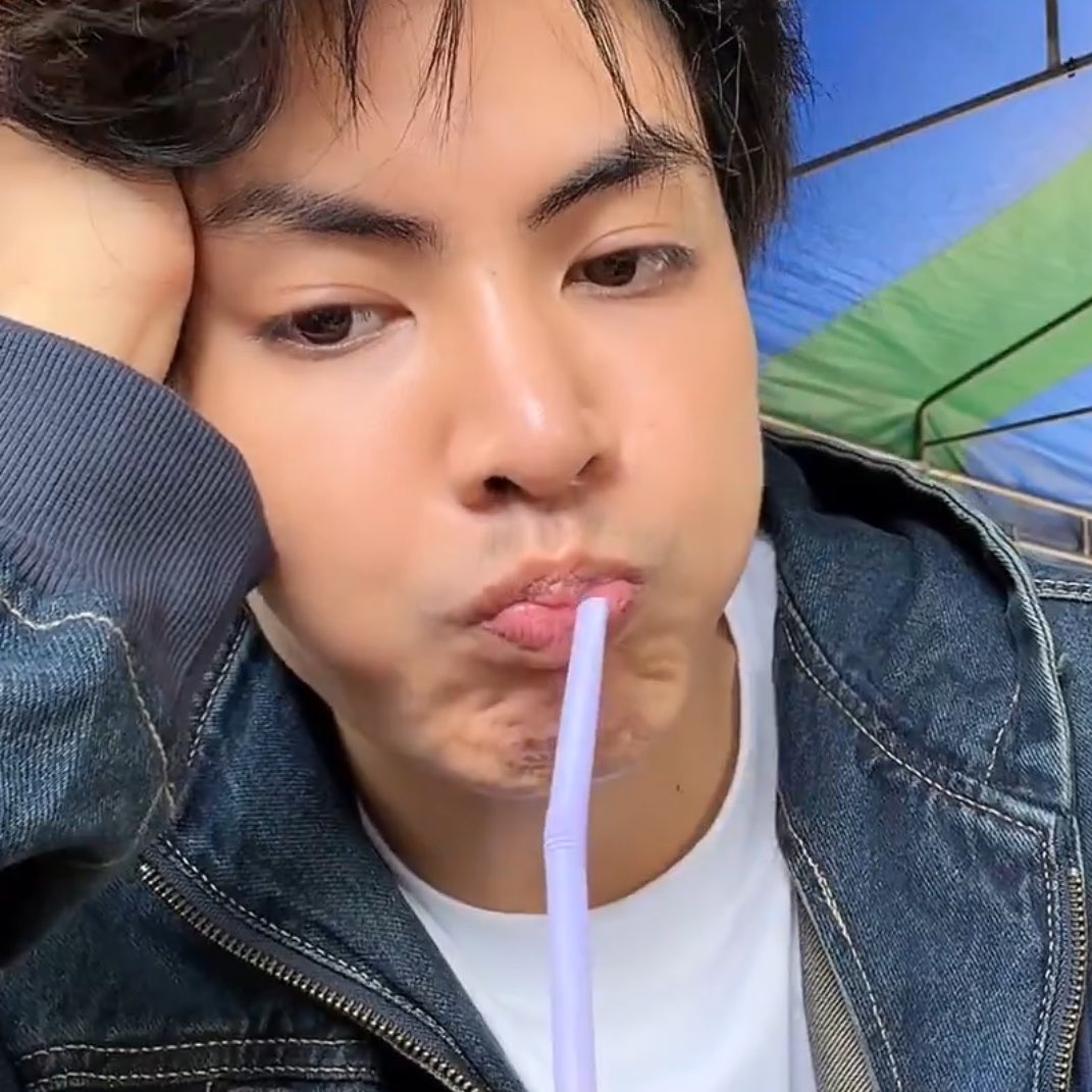 ชินจังงัง ´ ㅅ` tweet media