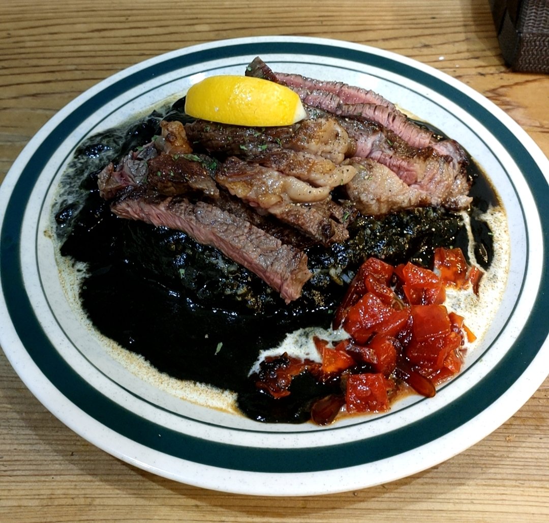 「弱肉強食」 限定にも肉にも弱い