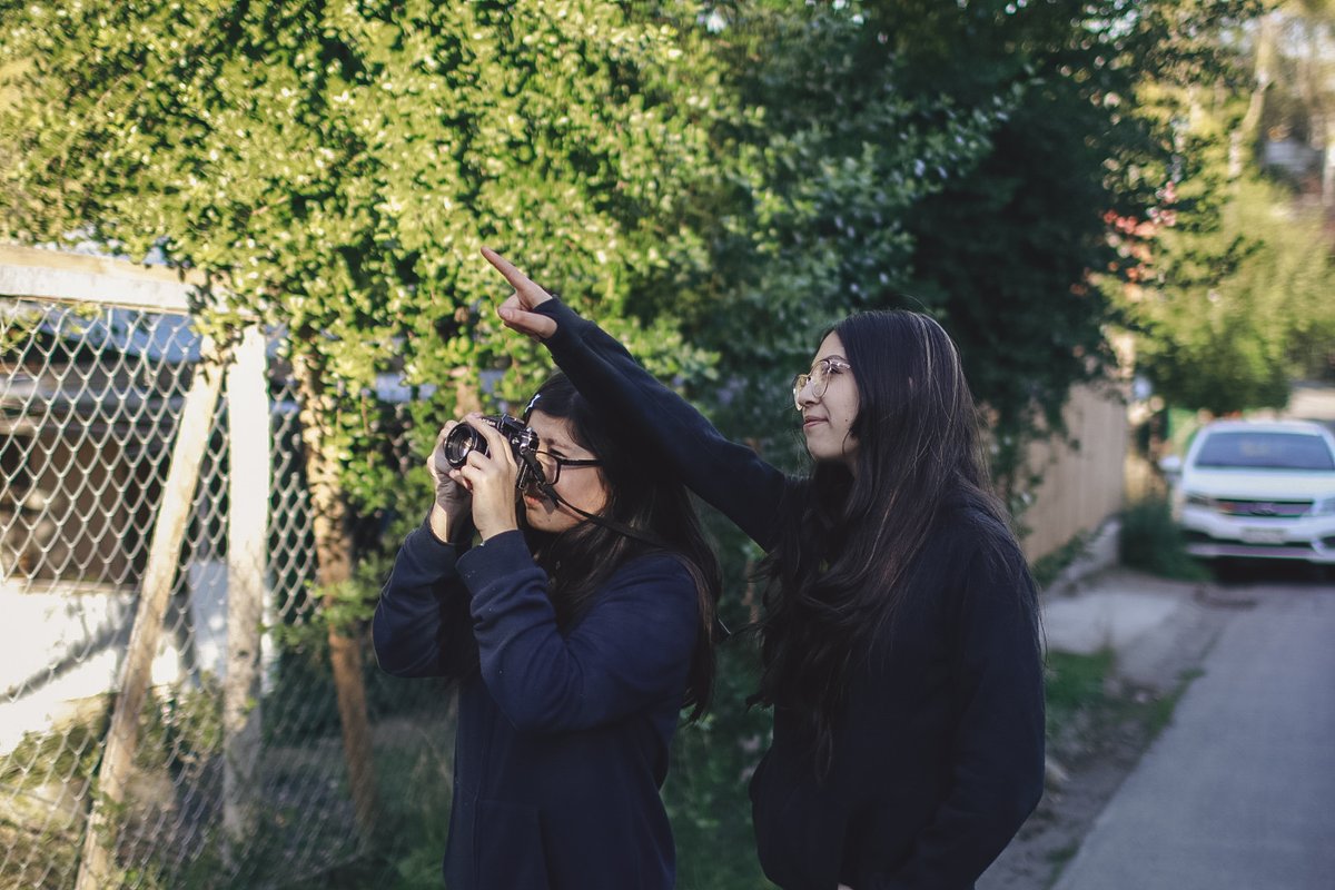 TrenzandoCL's tweet photo. ¿Se puede revelar imágenes con el romero?🚂📷

Exploramos junto a estudiantes del Liceo Isidora Aguirre Tupper la belleza de San Rosendo y su biodiversidad en el taller “Revelar el territorio: Imagen, plantas y cuidado” 🎞️🌿 https://t.co/x5RCUMwJbw