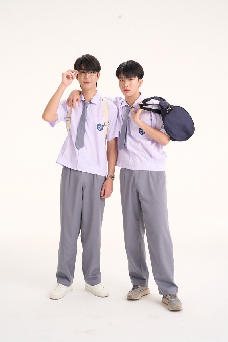 TrendForSeaKeen's tweet photo. สวัสดีวันเปิดเทอมค่าาา 

ปานชีวา ม.5/2           เพียงนิรันดร์ ม.6/8

📣: นักเรียนคนไหนตรวจสอบรายชื่อตัวเองแล้ว รบกวนรายงานตัวว่าอยู่ห้องไหนกัน และแยกย้ายกันเข้าห้องเรียนได้เลยนะคะ ~ 

WEIRDO 101 LETS START  

#WEIRDO101Series  ♡ ⸝⸝🪐 ༘ ⋆ https://t.co/Wy0i8IzkRj