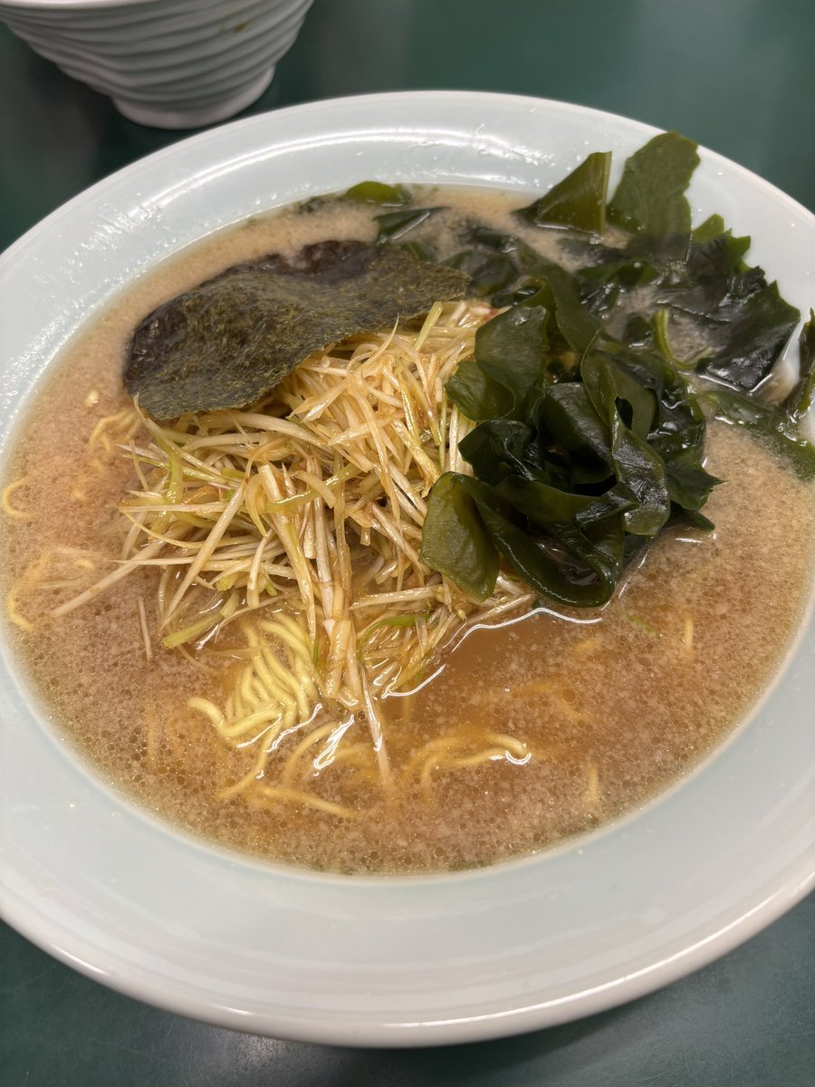 bfmv_nm7's tweet photo. お出かけ先の船橋で念願のラーショネギラーメン🤤 https://t.co/TQsPSua32o