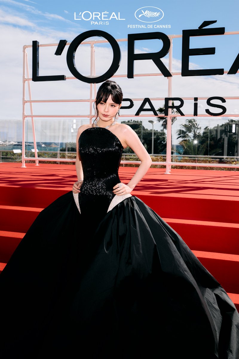 L'Oréal Paris TH tweet media