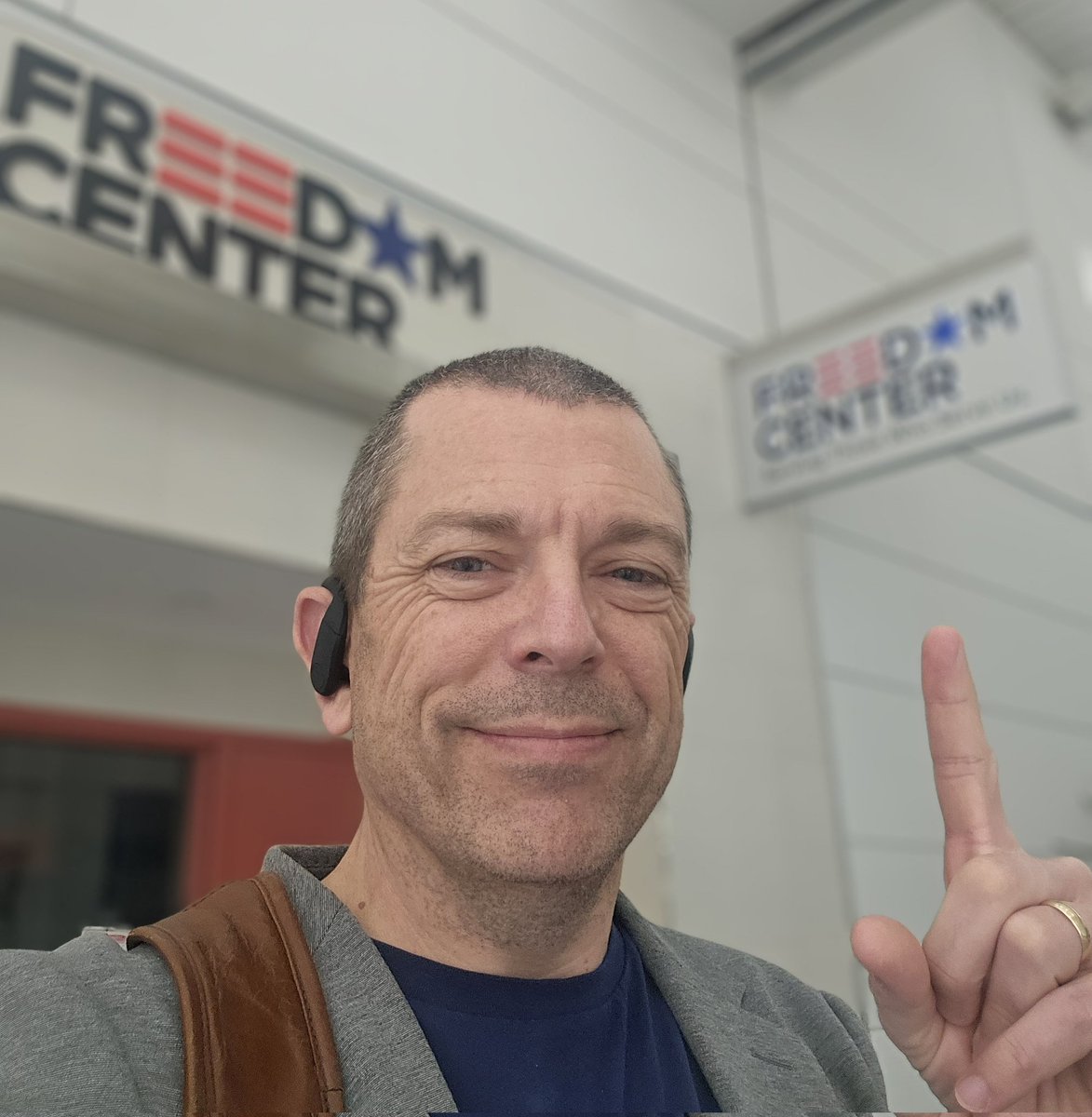 keirinjoyce's tweet photo. Thank you #Detroit #FreedomCenter for offering this active service ally a comfortable place to wait out a delayed flight! https://t.co/z1lWkTTdND