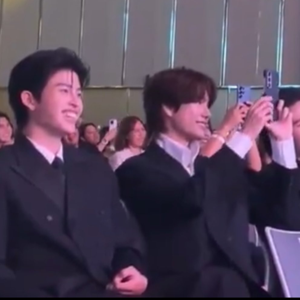 เมอยี่ ·͜·♡ tweet media