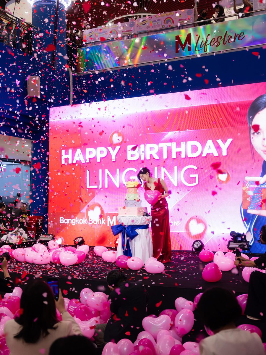 Linglingkwong_Official tweet media