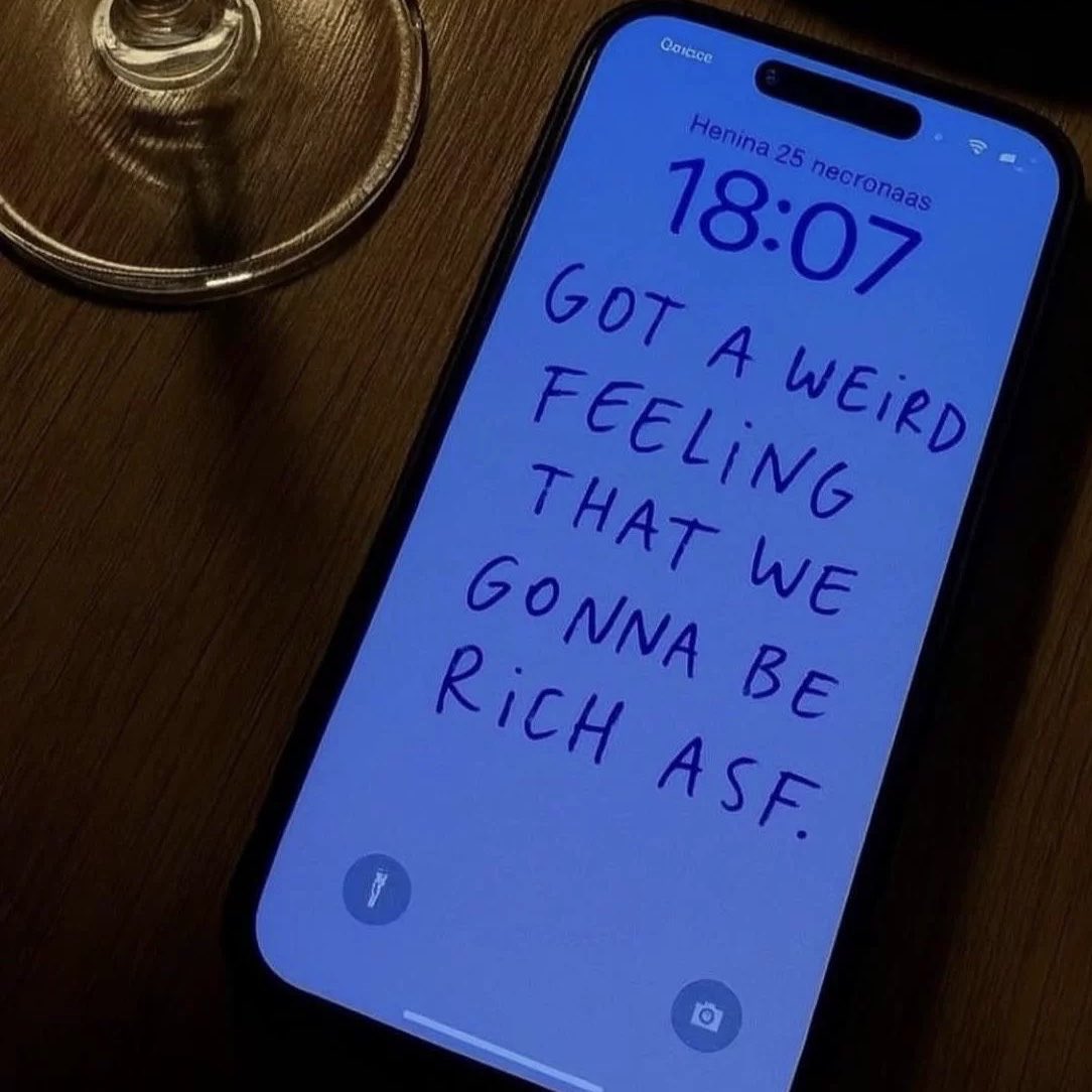 Cloud tweet media