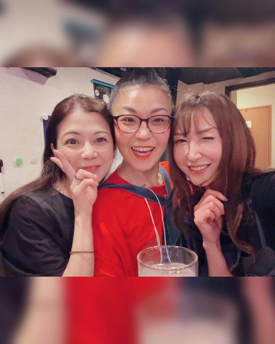 erinaradio's tweet photo. こんにちわん*\(^o^)/*

昨夜は、川口キャバリーノ様で「リープフェスタアフターパーティー」として企画させていただきました🍻

応援いただきありがとうございました☺️

内田さん、スタッフの皆様本当にありがとうございました☺️🙏

メンバーは、お馴染みの堺マナブさん、ひばりさん✨そして新たに「ルッカスター」さん、「真夜中の訪問者」さんにご出演いただき素敵な演奏が響く時間となりました☺️

娘のAKOも見に来てくれたり、トミーさんにも駆けつけていただきどうにもとまらないライブになっていました💃笑

皆様が魂からあたたかく応援しあえる素敵な仲間です☺️🫶✨

皆様と笑顔いっぱいの時間は宝物です💕
これからもぜひ一緒に楽しみましょう🫶

午後も笑顔溢れる素敵な道でありますように💕

☆5月今後の予定です↓

🌈 5月17日(日) Mrs.QUEEEN 2026
Grand Final
→ 会場「グレイドパーク 新橋駅前8階」
ゲストライブ、応援ソングも歌います🎤

🌈5月18日(月)レインボータウンFM出演生放送22時〜

🌈５月19日(火)神楽坂おむすびJAZZスナック1日ママ

🌈５月23日(土)五反田ロッキー
クラッシック音楽祭　生演奏ライブ🎶

🌈５月24日(日)HΛLレコーディングファンクラブ

🌈５月30日(土)五反田ロッキー
アクスタRocky音楽祭