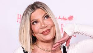 merlinpapin3's tweet photo. On souhaite un Bon Anniversaire à #ToriSpelling qui a 53 ans , on peut la voir dans
Beverly Hills 90210
Sauvés par le gong
Embrassez le marié
The House of Yes
Sharkanado
Smalville
Scary Movie 2
❤️si vous aimez
@FredOL69007 https://t.co/9WkggDcvUZ