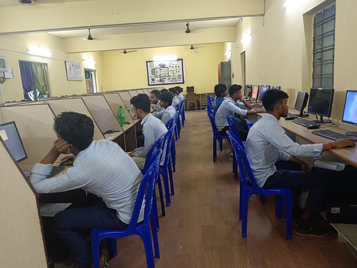 SANTINIKETAN PRIVATE ITI tweet media