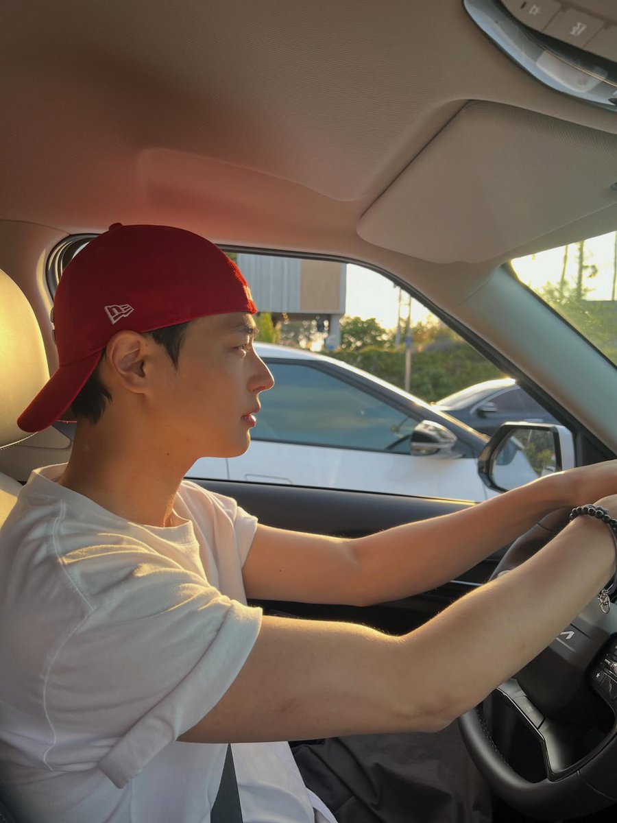Hini__'s tweet photo. 🚗🚗💛 https://t.co/hCcSXOE7Uz