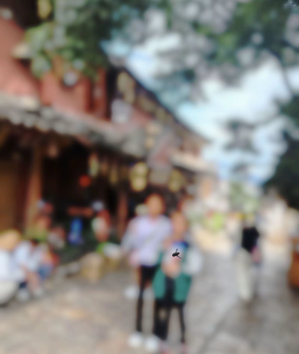 洛 tweet media