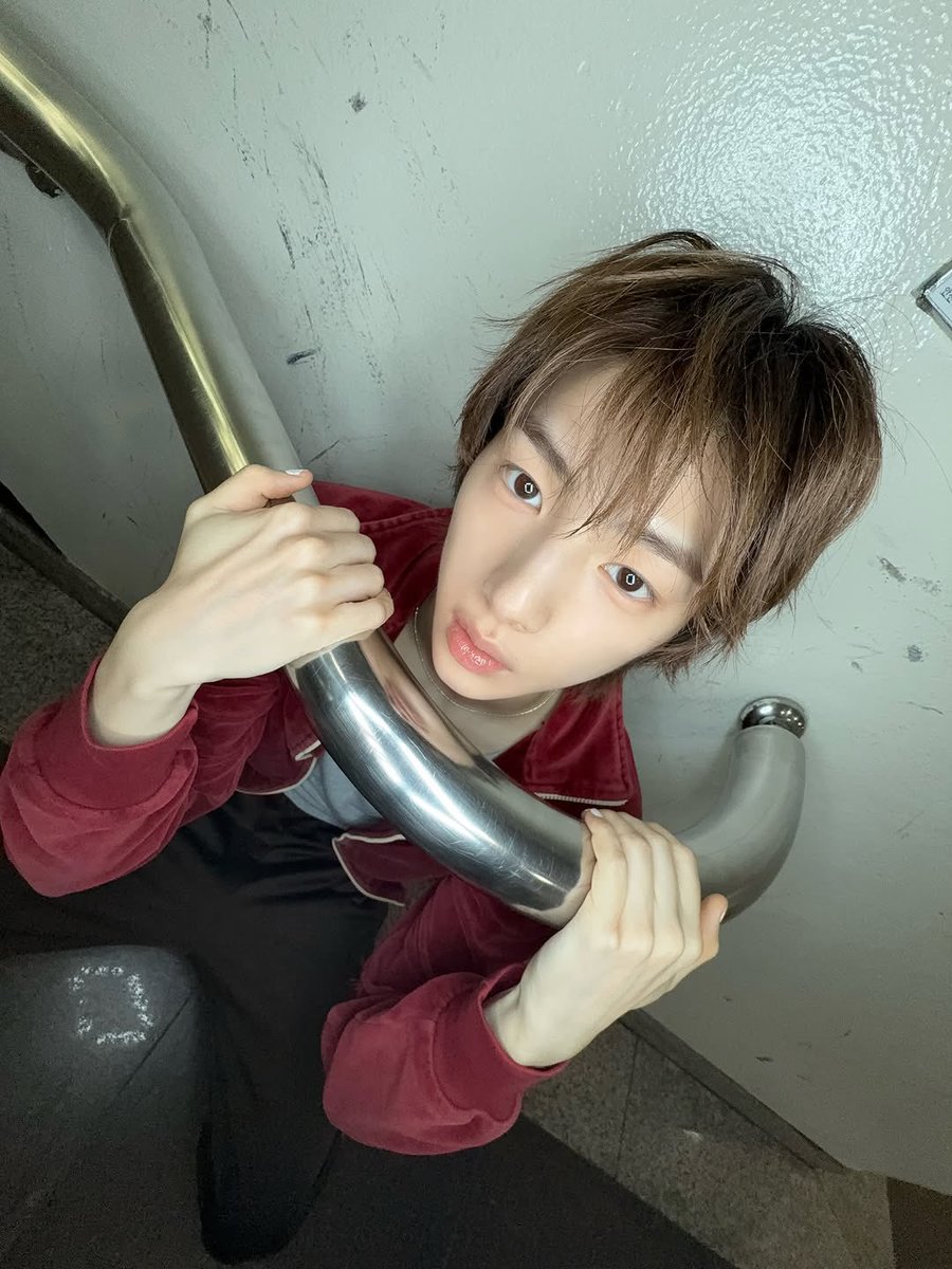 코르 tweet media