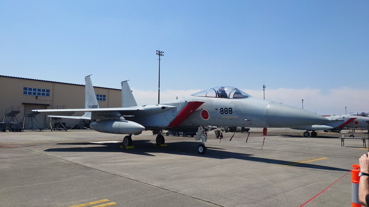 RicebirdPhotos's tweet photo. 横田でモンエナを集めたり飛行機を撮ったりした https://t.co/ODNP6JO76h