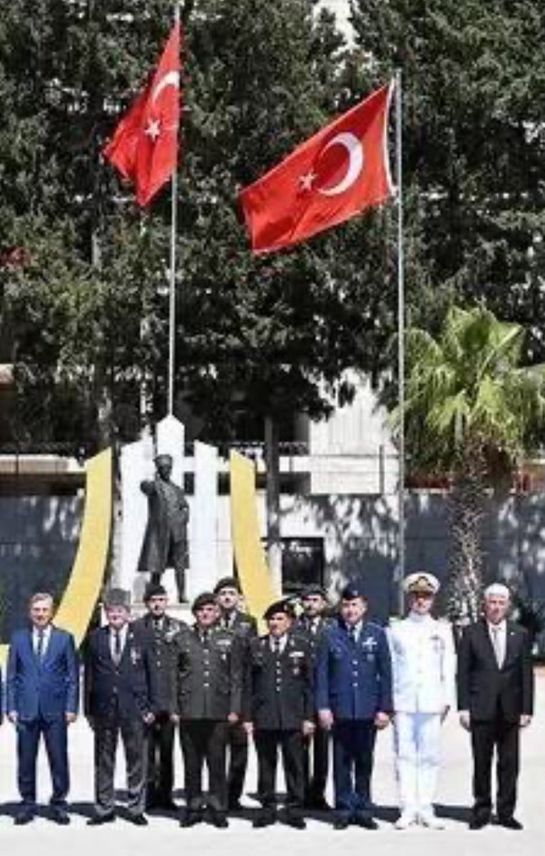 KilincZeki's tweet photo. 3.TUGAY KOMUTANLIĞINCA ENGELLİLERİMİZ İÇİN YAPILAN T��REN DAVETİNE İCABET ETTİK. 

HER TÜRK ASKER DOĞAR SÖZÜNÜ BİR KEZ DAHA HAYKIRMAK İSTERİZ. 

BU MİLLETİN RUHUNDA VATAN SEVGİSİ HİÇ  EKSİLMEYECEK İNŞALLAH https://t.co/kZYti7NgVO