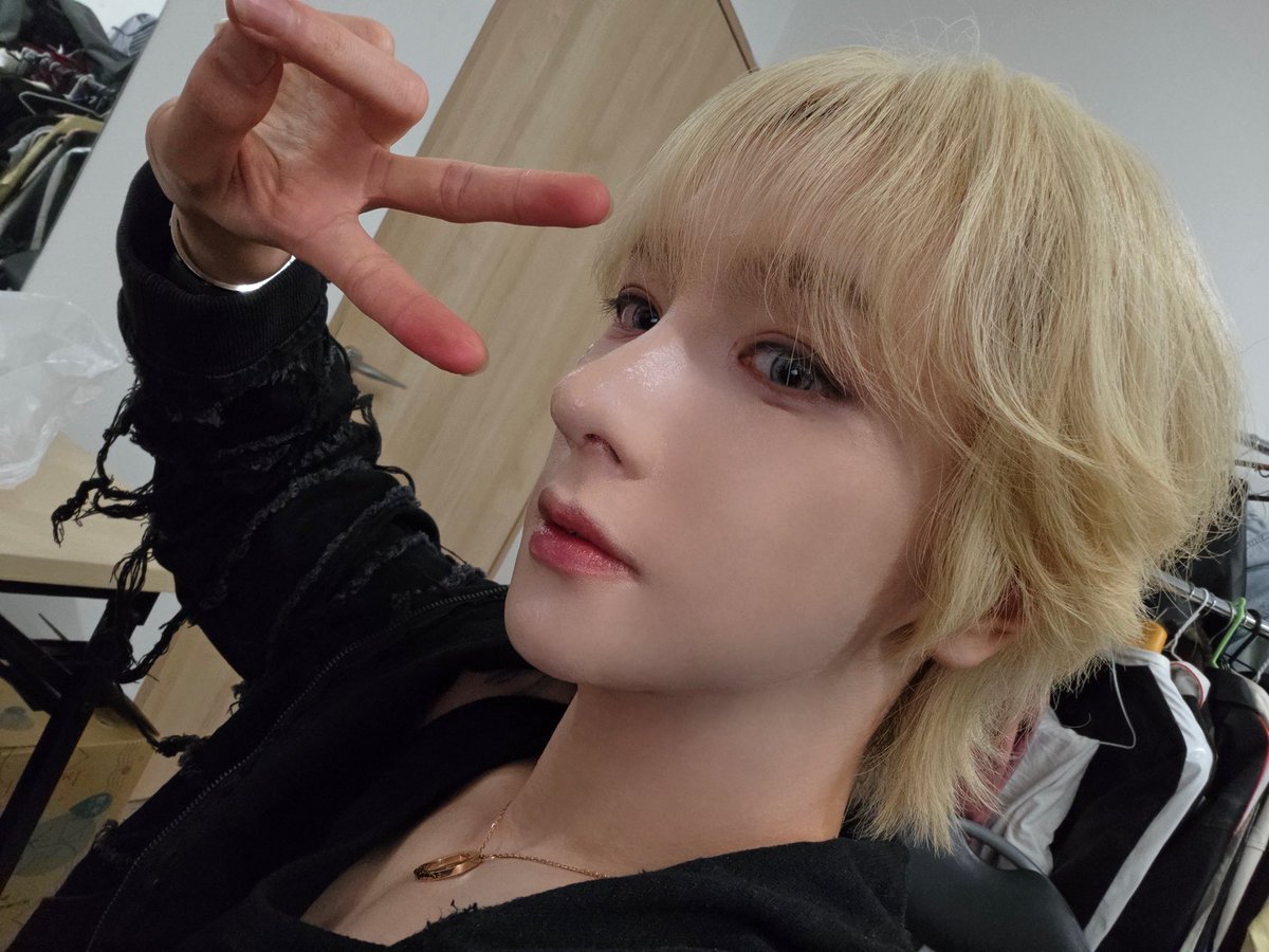 코미 tweet media