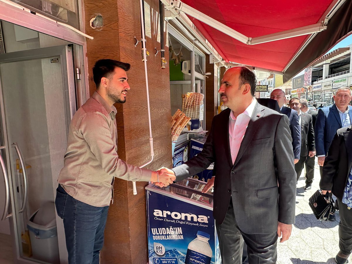 u_ibrahim_altay's tweet photo. 📍Cihanbeyli ilçemizdeyiz

Cihanbeyli’de hemşehrilerimizi, esnafımızı ve Cihanbeyli Belediye Başkanı Fırat Kızılkaya’yı ziyaret ettik. 

AK Parti Cihanbeyli İlçe Başkanımız Ferhat Çivi’ye yeni görevi için hayırlı olsun duasında bulunduk. 

Cihanbeylili hemşehrilerimi buradan da ayrıca selamlıyorum👋