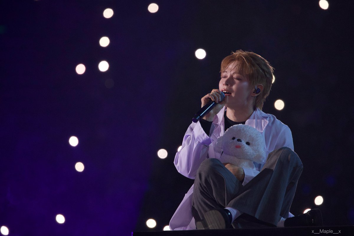 x__Maple__x's tweet photo. 260516 LUCY 9TH CONCERT〈ISLAND〉 KSPODOME day1

#LUCY #루시 #신예찬  #예찬 https://t.co/qmKrO6jJeB