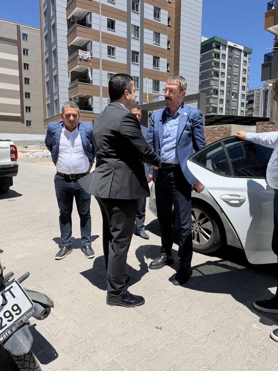 MuslumOzyavuz's tweet photo. Su Tasarrufu ve Verimliliği Derneği (SUTAD) Genel Başkanı  @ubuyukhatipoglu ve beraberindeki heyet bizleri çalışma ofisimizde ziyaret etti

Nazik ziyaretlerinden dolayı kendilerine teşekkür ederiz. https://t.co/OOls404lTZ