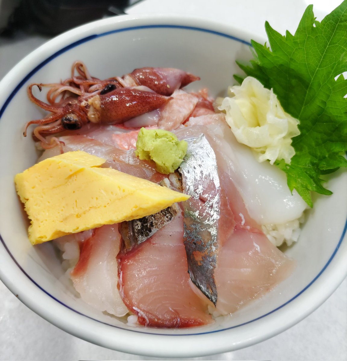 ますれお tweet media