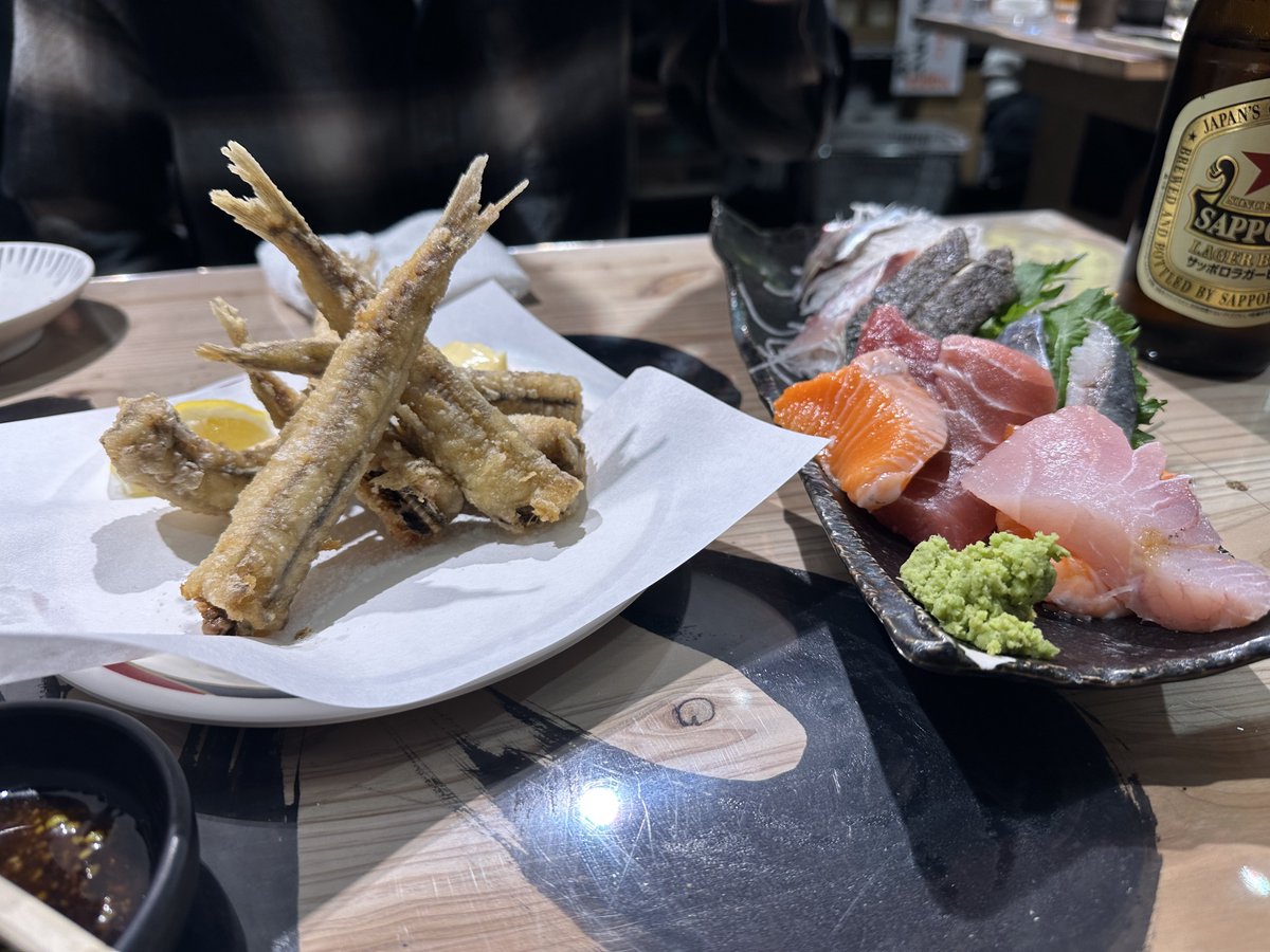 久しぶりの鷹丸水産、きすの唐揚げが美味しい https://t.co/LtGqfnEhpP