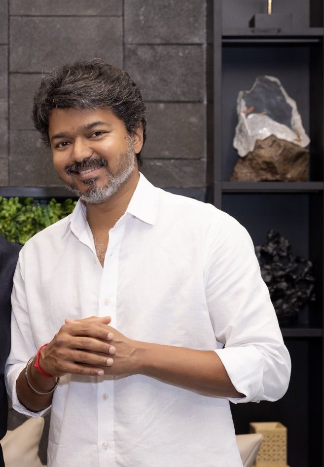 Thalapathy Vijay Fan Page tweet media