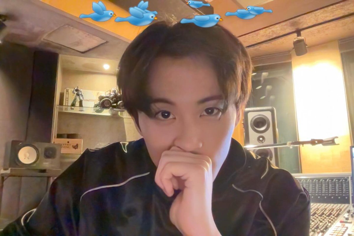 말미잘( ͡•. •͡. ) tweet media