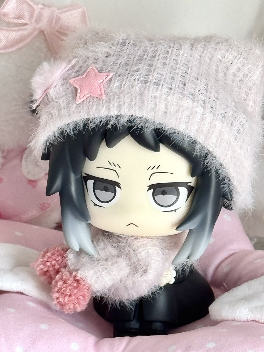 リリ tweet media