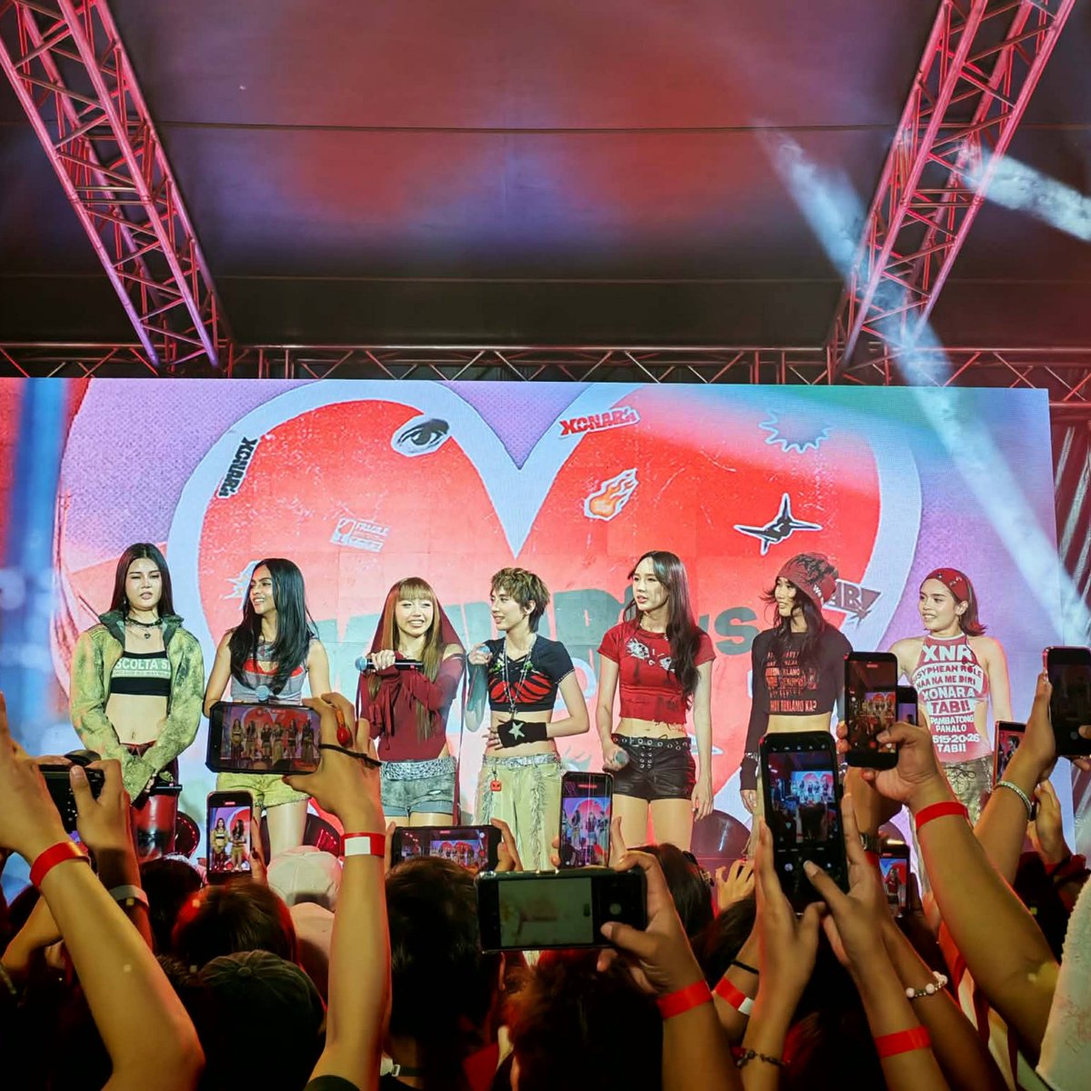 Philippine Concerts tweet media