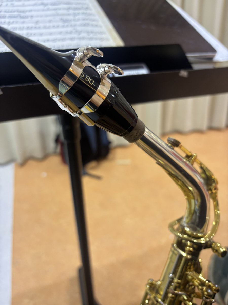 ShinSaxWind's tweet photo. 今日は田中先生のコンサートへ!!
バッハとクレストンが激刺さりで大感動😭
わても頑張りやす💪
そして今日からNEWリガチャーの仲間入り🆕 https://t.co/vxj0m24Ezf