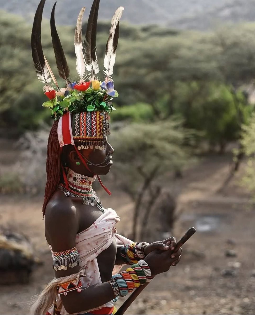 zoomafrika1's tweet photo. Samburu, Northern Kenya 🖤❤️ https://t.co/DkS5HbTJRB