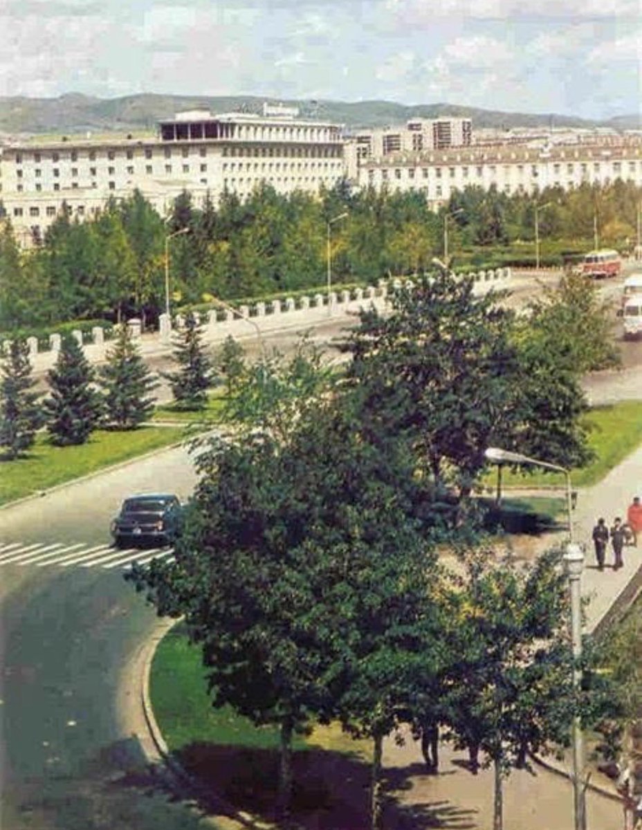 XGerlee's tweet photo. 1960-аад онд ийм бсын гэдэг https://t.co/goj26lq6tU