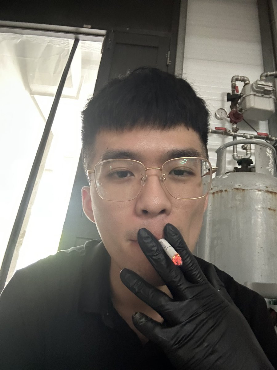 李先生 tweet media