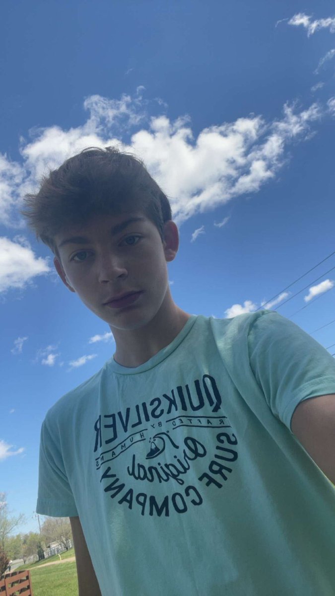 logan_baits33's tweet photo. Bait contents / request available 
https://t.co/jFWtqMbkNH

#horny #cuteboys #collegeteen #baitedkids #pizz https://t.co/CRAW9mk05c