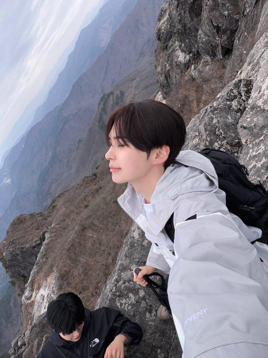 캄이 tweet media