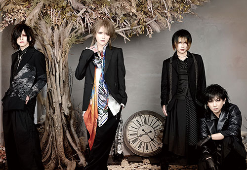 serbiannight's tweet photo. 【本日の公演】

THE MICRO HEAD 4NʼS presents MONTHLY ２MAN
「B-EAST」
出演：THE MICRO HEAD 4N'S / RAZOR
OPEN 17:00 / START 17:30
当日券有オールスタンディング ¥7,700(税込)
※会場販売 17:00～ https://t.co/2svUIH8oxz