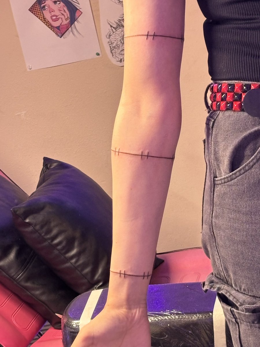 patchworkedlady's tweet photo. The lady is now patchworked :D https://t.co/I7C1Wru0dQ