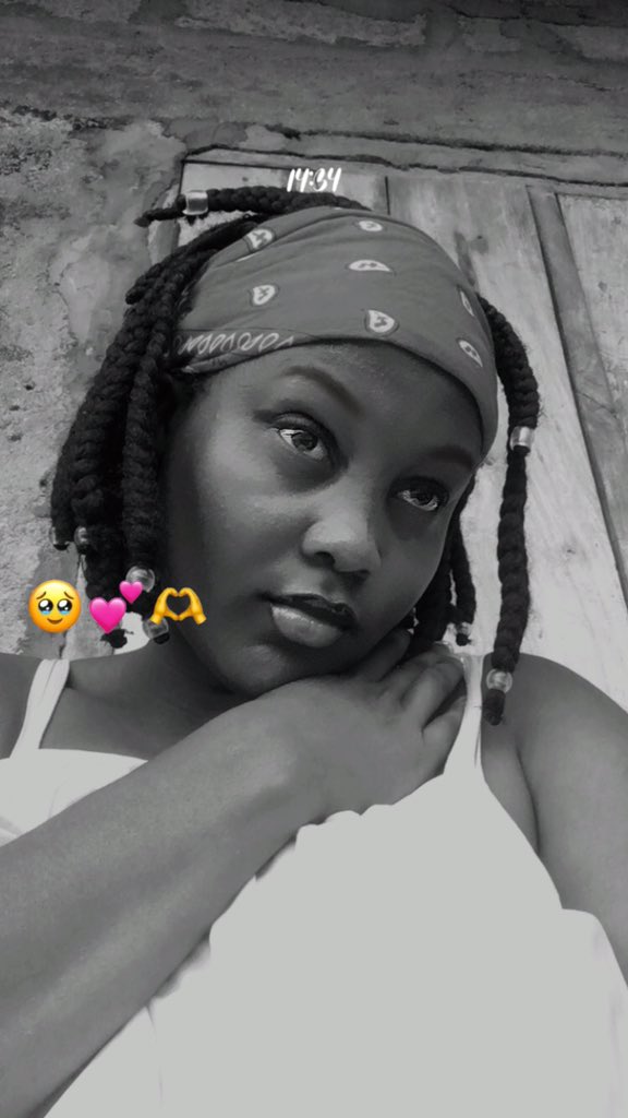 Francisca U.K tweet media