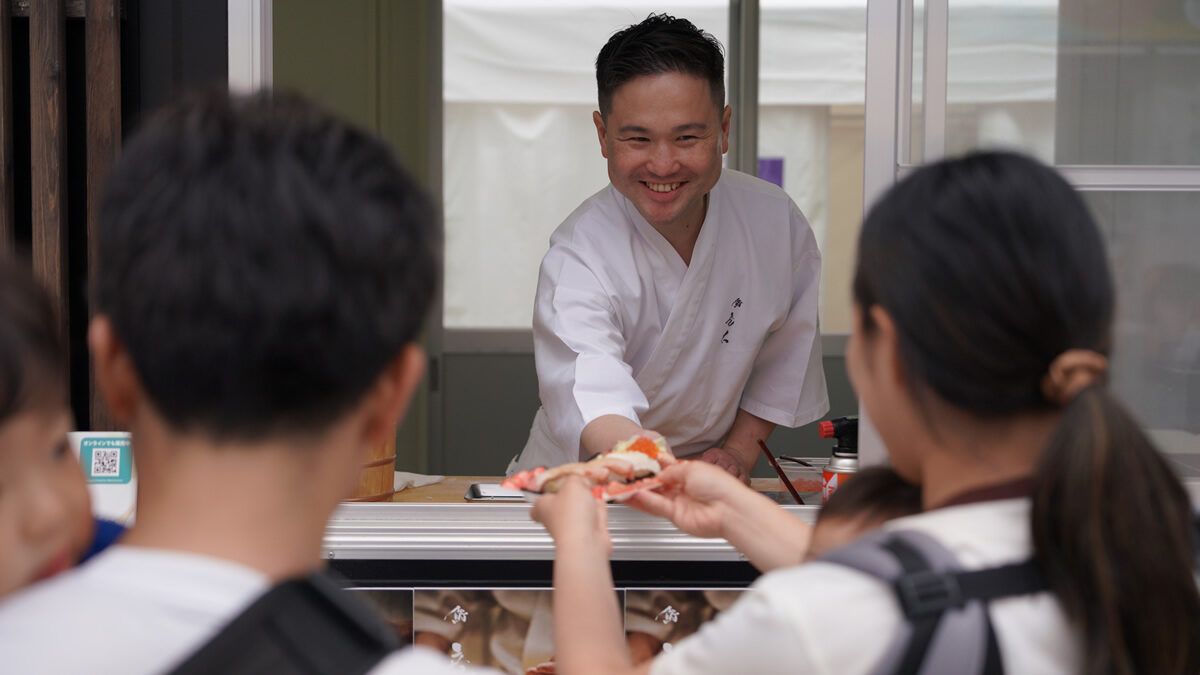 event_checker's tweet photo. 東京の名店、まとめて攻略

5/17まで
「Tokyo Tokyo Delicious Museum」開催中

寿司・天ぷら・ラーメンから
世界の料理まで一堂に集結

しかも
コースでしか食べられない人気店の一皿を
単品で食べ歩き

入場無料

↓ https://t.co/FyddoLioSU