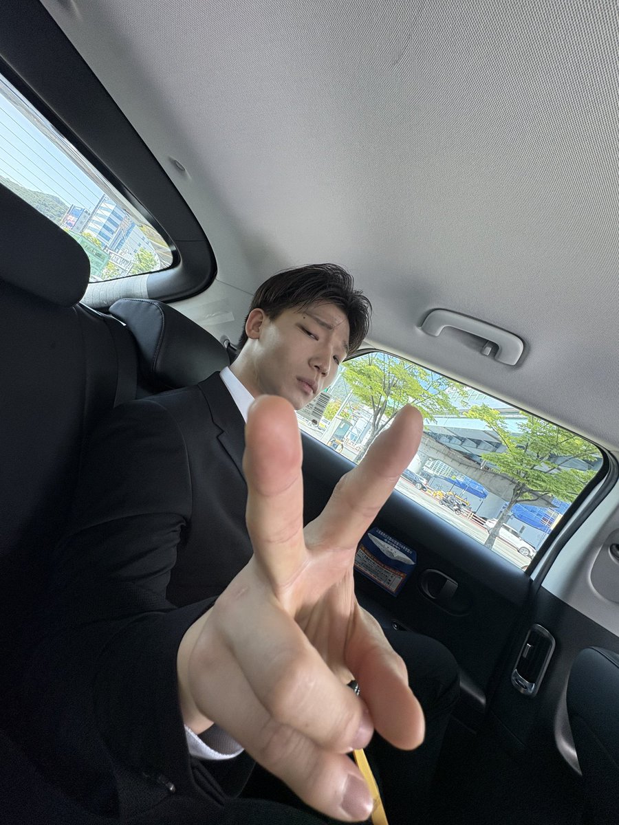 choregos_cos's tweet photo. #주술회전 #��코 #퇴근 #히구루마
히구루마 퇴근 합니당 ㅠㅠ 못만난 트친분들 다음 행사때 꼭 봬요!! https://t.co/GXFMQuEHGe