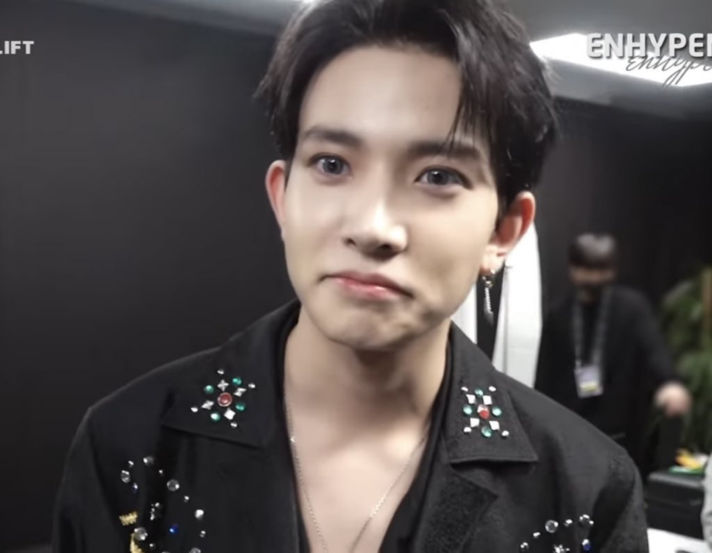 안나 ☆ fan acc tweet media