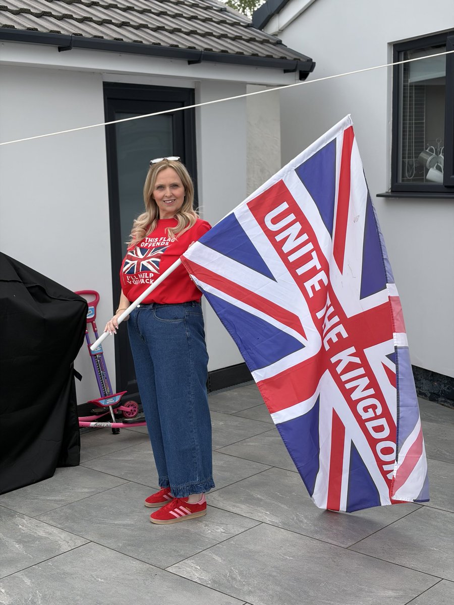 Natalie 🇬🇧 tweet media