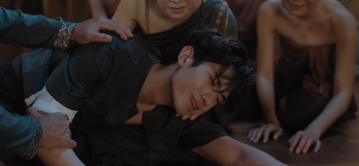 จั๊นเปนทะเลนิรนาม ☁️🌸 ft. ภพเธอTheSeries 🖤🥕 tweet media