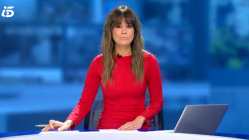 blvcom's tweet photo. 📺 @informativost5 15:00h. en @telecincoes obtuvo 1.336.000 ESPECTADORES ÚNICOS (AA).

📰 El informativo del mediodía registró 817.000 espectadores de media y un 9,0% de cuota.

#InformativosT5

#Audiencias📺📊 https://t.co/ofgf27fkao