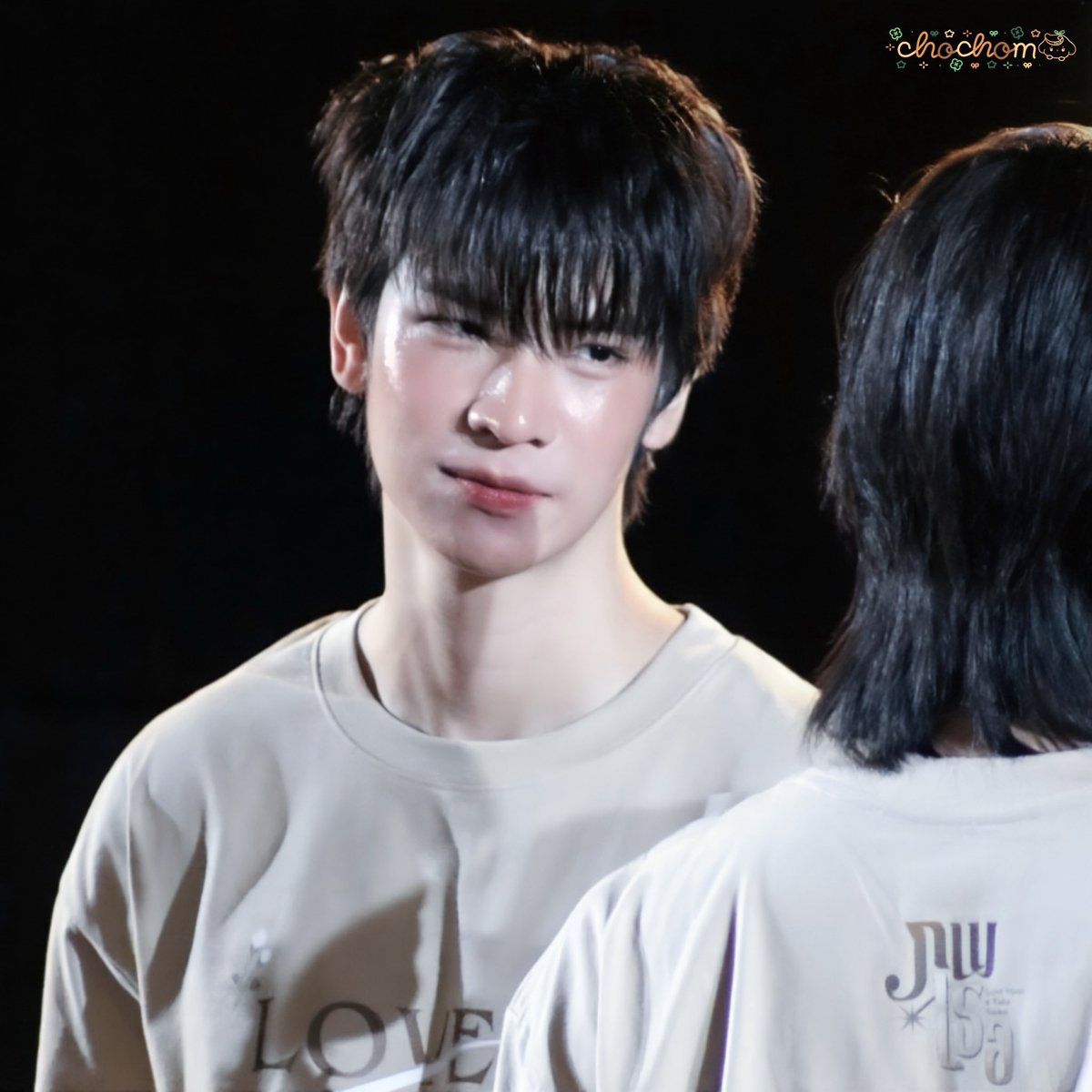 ชอชม (บ่าวใช้เรือนพี่จอม) tweet media